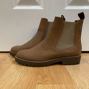 THURSDAY Boot Co. Pebble Color Legend Chelsea Slip On Boots Size 6.5